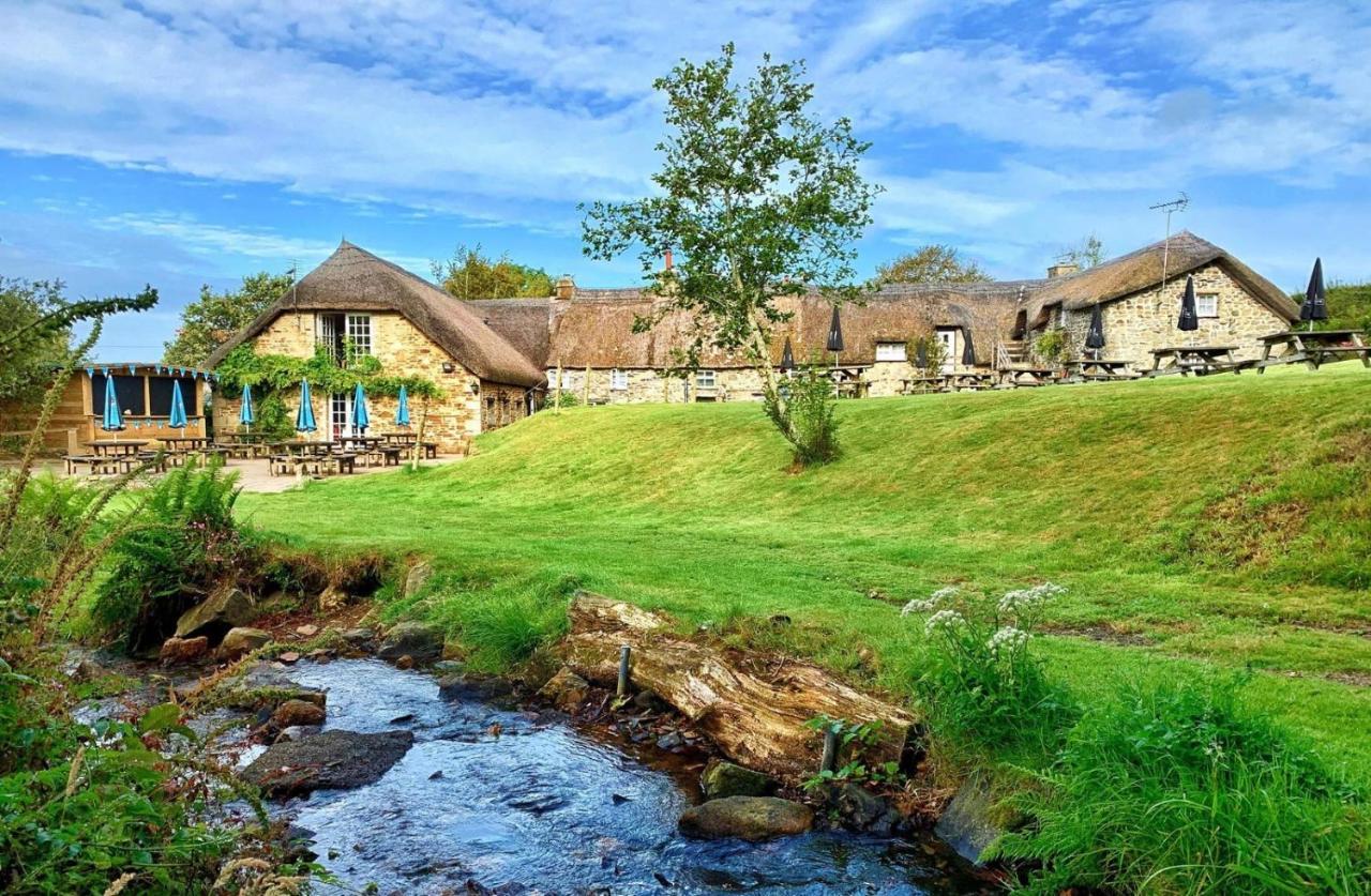 Bearslake Inn Bridestowe Luaran gambar